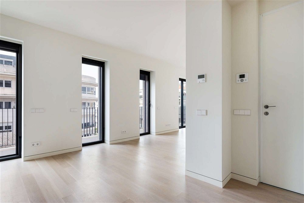 3-bedroom apartment with balcony and parking in Avenidas Novas 1456661640