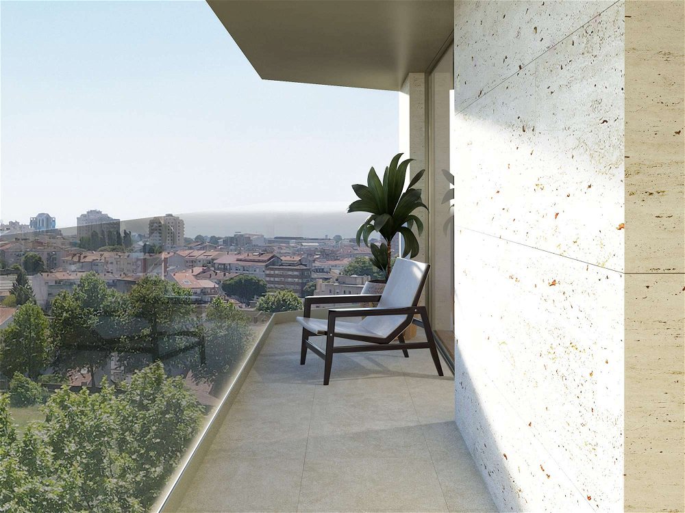 3 bedroom apartment with balcony and parking in Paranhos 1539781204