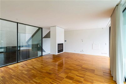 Renovated 4+1-bedroom house for sale in Ramalde, Porto 1720940455