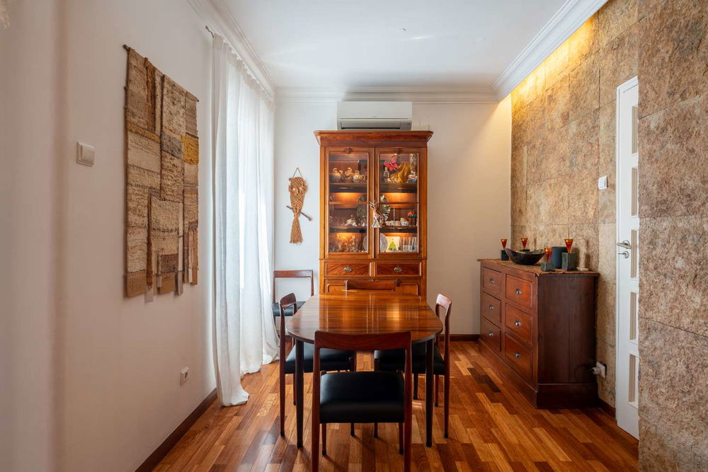 3-bedroom apartment with balconies and terrace in Lisbon 1796750764