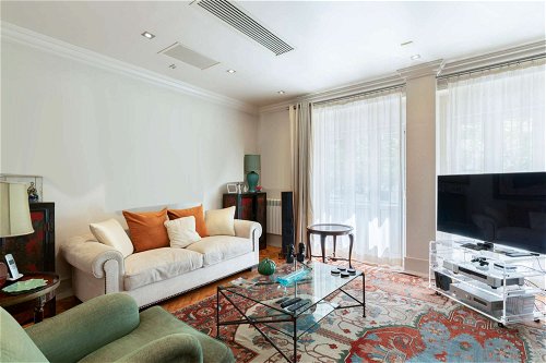 Completely renovated 4-bedroom apartment on Rua Rodrigo da Fonseca, Lisbon 1887427918