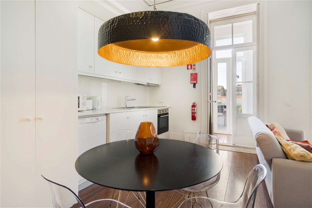 Furnished and equipped studio apartment with terrace in the center of Porto 1939051662