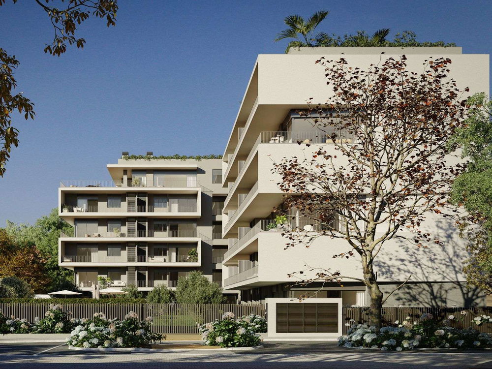 3 bedroom apartment with balcony, storage and parking in Carcavelos 2033812903