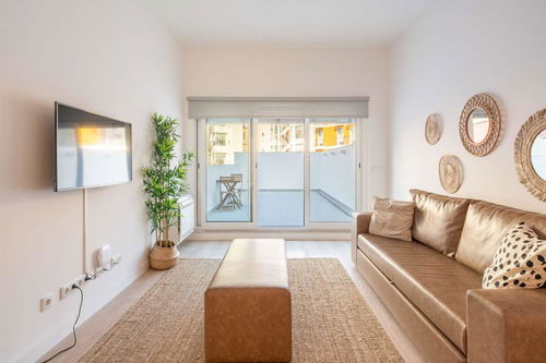 3-bedroom apartment near Campo Santana, Lisbon 3508615621