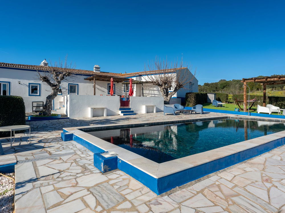 Alentejo country house with 4.8 hectares, swimming pool and tennis court in Estremoz 1179192725