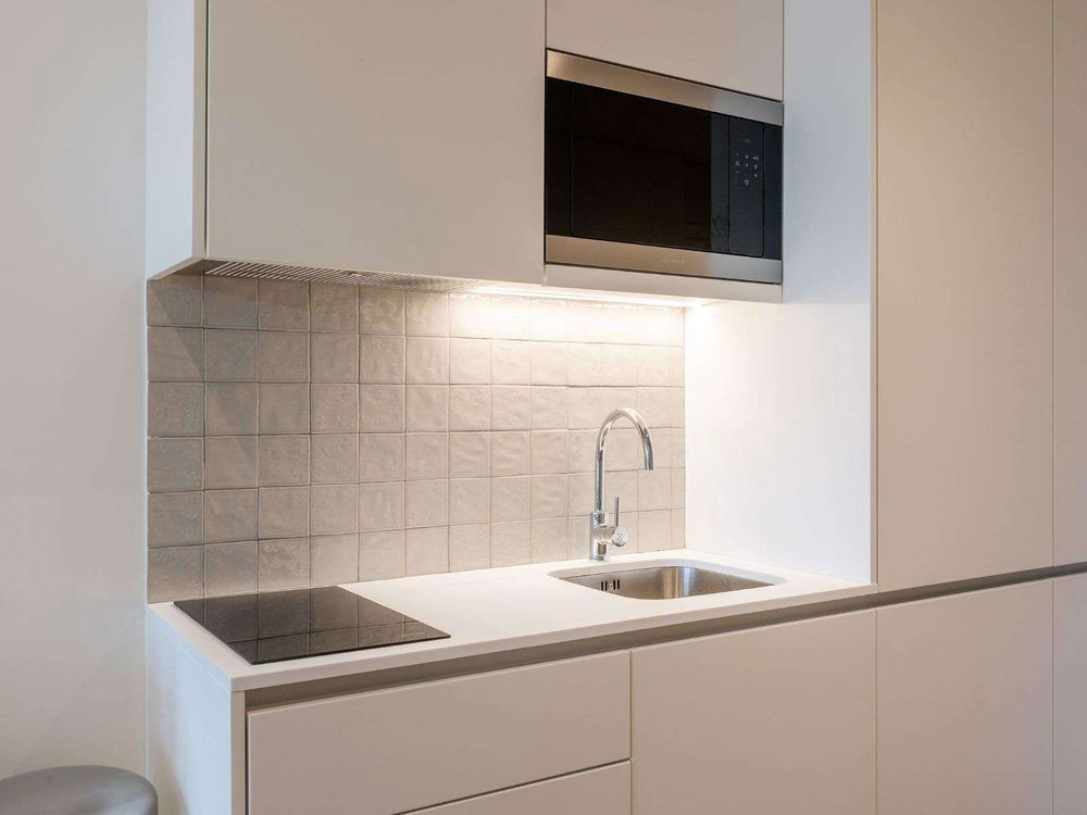 2 bedroom apartment with balcony next São Bento station 706522105