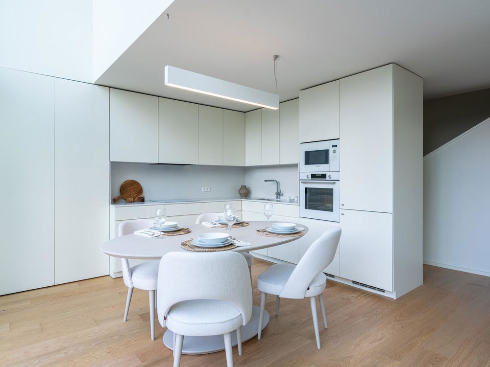 1 bedroom duplex with mezzanine and garden in Avenidas Novas 4027900634