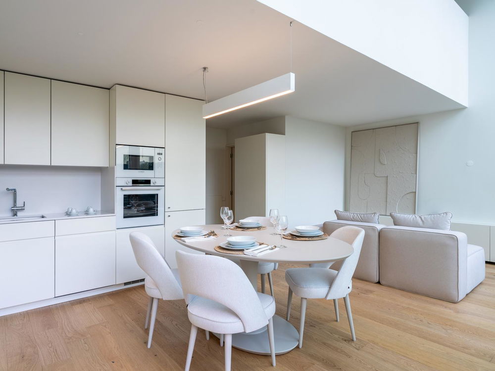 1 bedroom duplex with mezzanine and garden in Avenidas Novas 4027900634