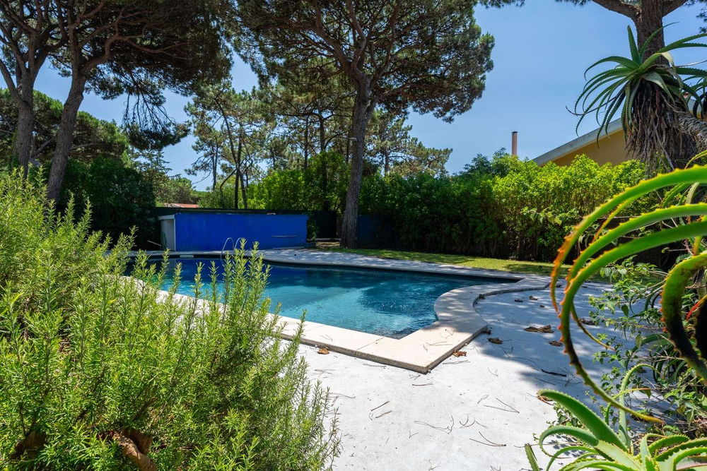 6-bedroom villa with garden and pool in Quinta da Marinha 3683458181