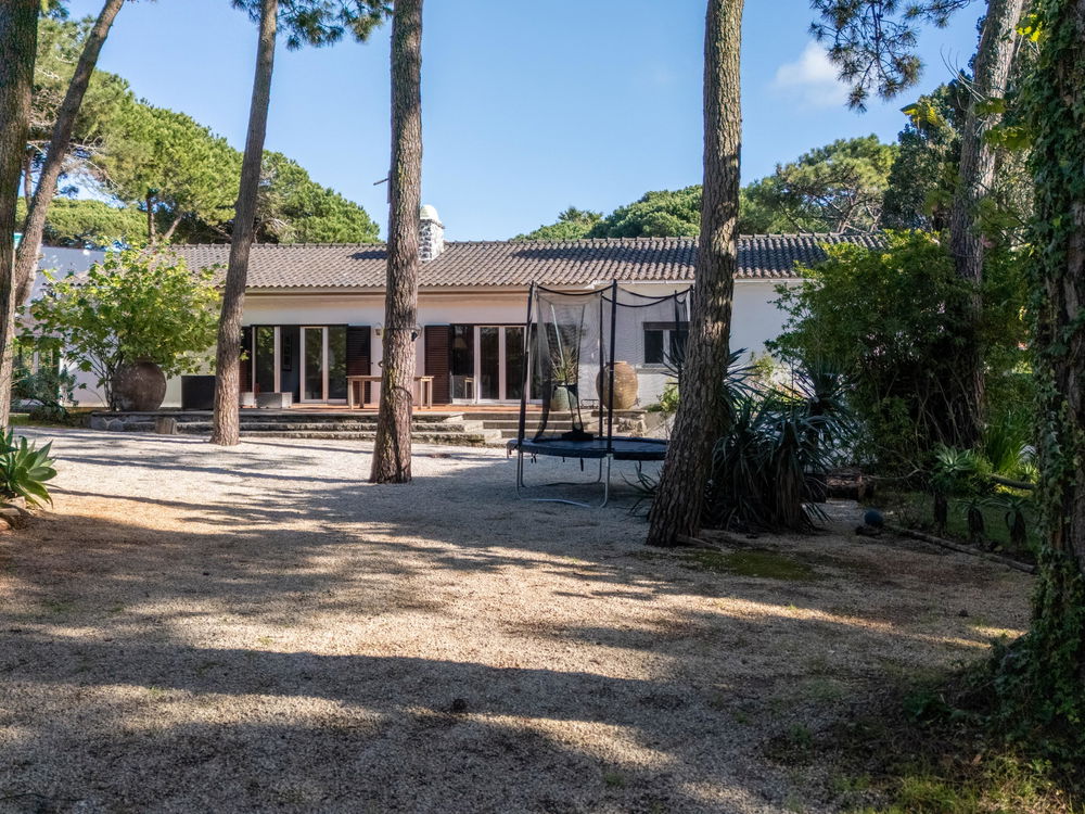 6-bedroom villa with garden and pool in Quinta da Marinha 3683458181