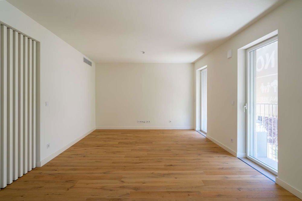 2-bedroom apartment with parking and garden views in Areeiro 65002420