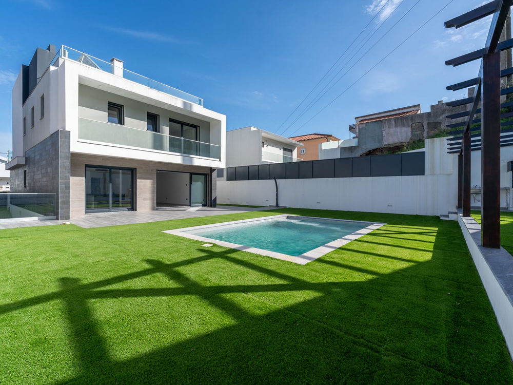 4-bedroom house with garden and swimming pool in Famões, Odivelas 2137199666