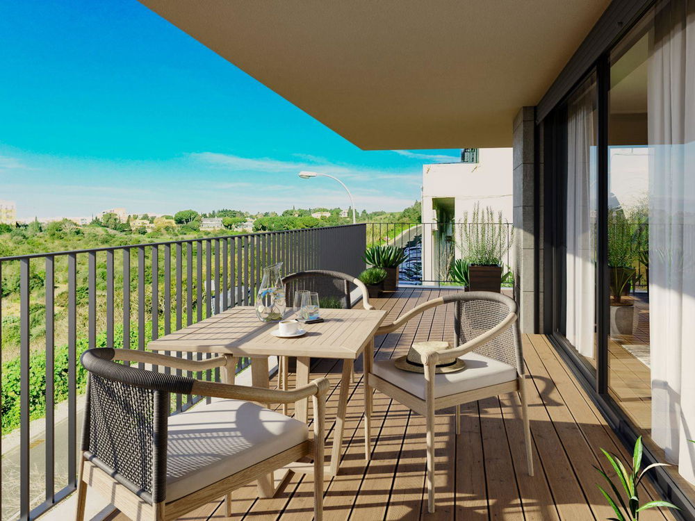 3-Bedroom Apartment in a Condominium with a Pool, Caxias 1775321714