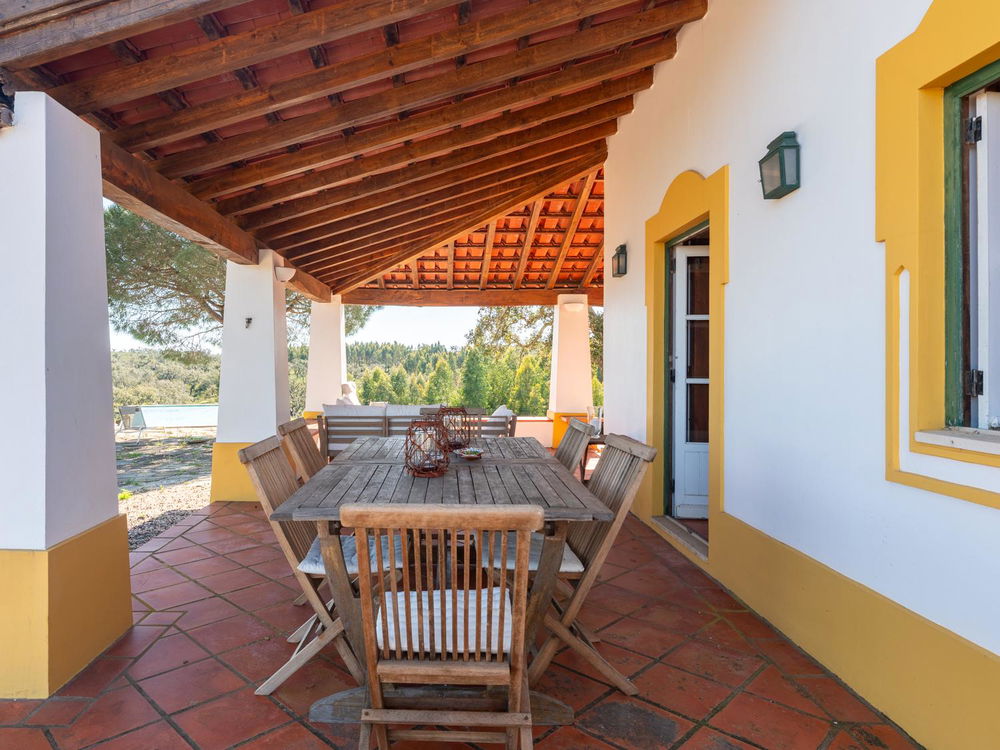 4-bedroom villa with pool and 2.8-hectare estate in Grândola 1828337714