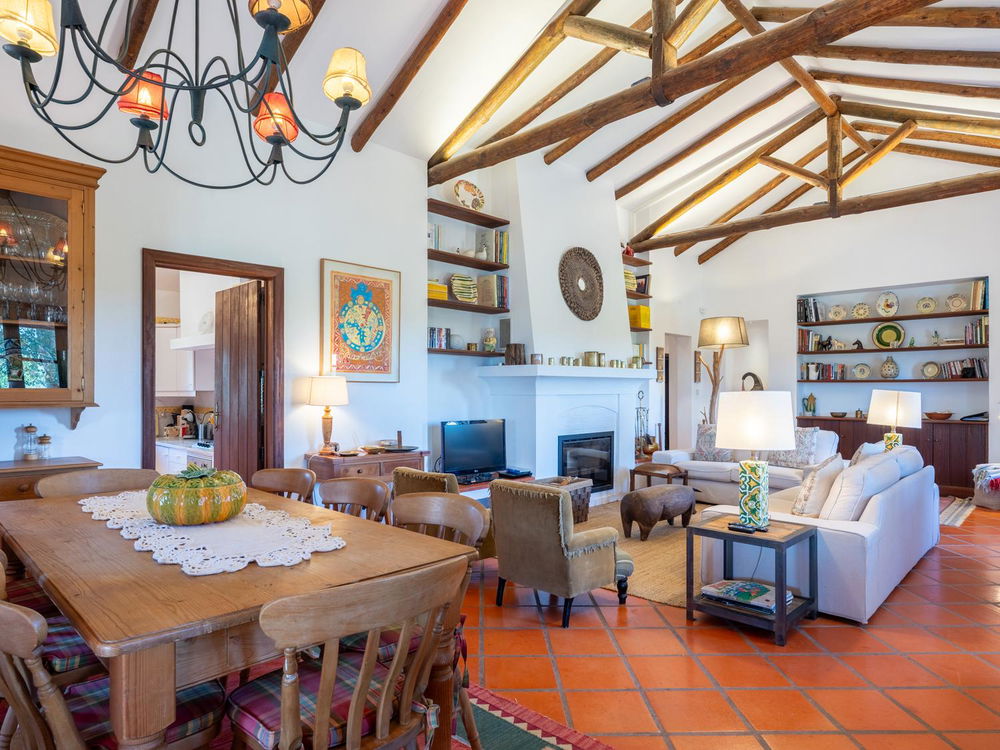 4-bedroom villa with pool and 2.8-hectare estate in Grândola 1828337714