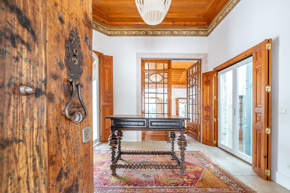 7+3-bedroom villa located in Moinho do Torrado, Galamares, Sintra 2616158303