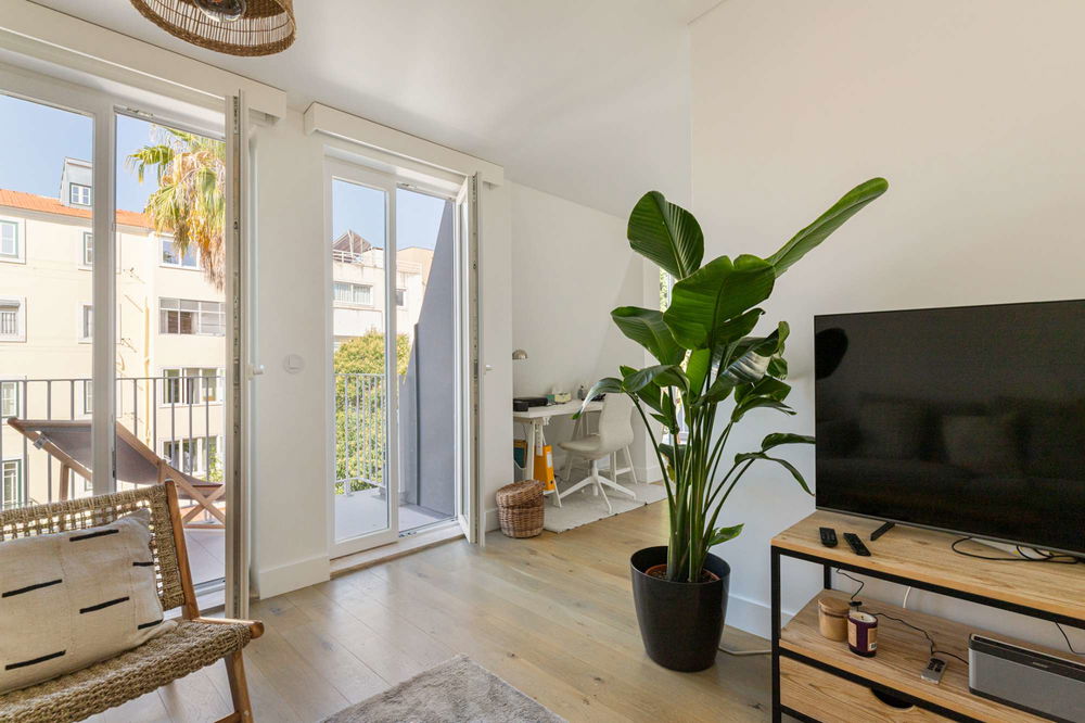 2 bedroom apartment for sale in Lapa, Lisbon 2165151576