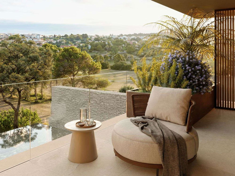 4 bedroom villa with garden, terrace and parking in Estoril 4119711125