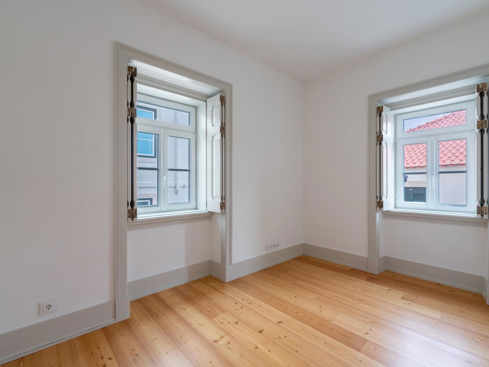 Apartamento T2 renovado em São Vicente, Lisboa 3755886285