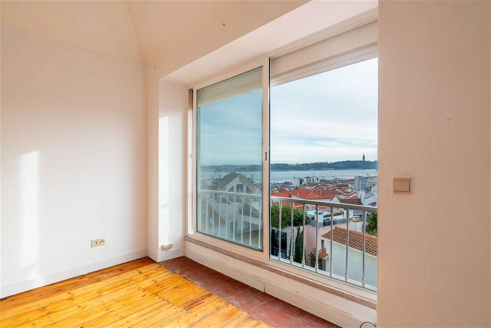 2-bedroom apartment in Príncipe Real, Lisbon, offering views over the River Tagus 223785147