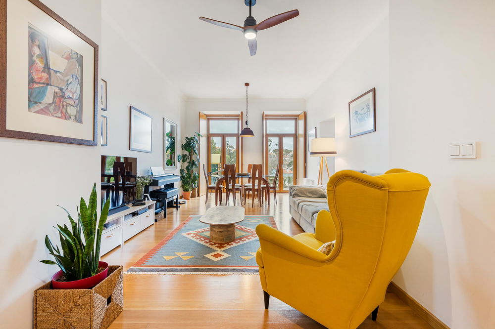 3- bedroom flat with terrace in a private condominium in Oeiras 1561269297