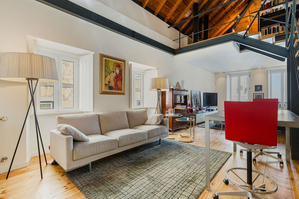 Fully refurbished property T3 for sale in São Vicente, Lisbon 1346584247