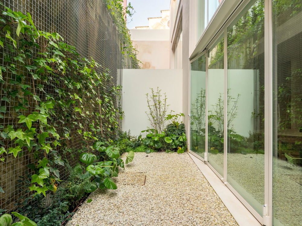 Contemporary 3+1-Bedroom Villa, Private Patio, Marvila, Lisbon 3907551100