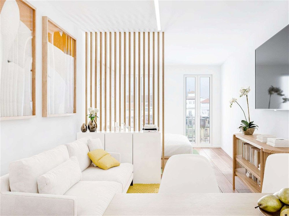 2 bedroom apartment with balcony next São Bento station, Porto 2285285930