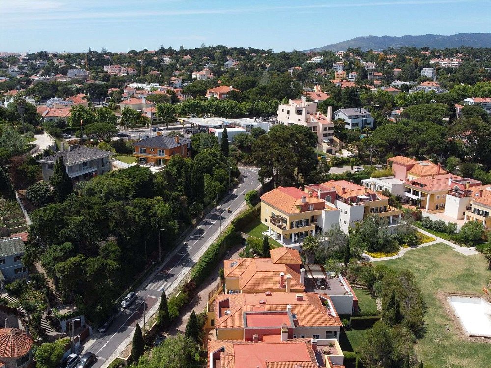 Land with pre-planning application request (PIP) for a condominium in Estoril in the approval phase 231384594
