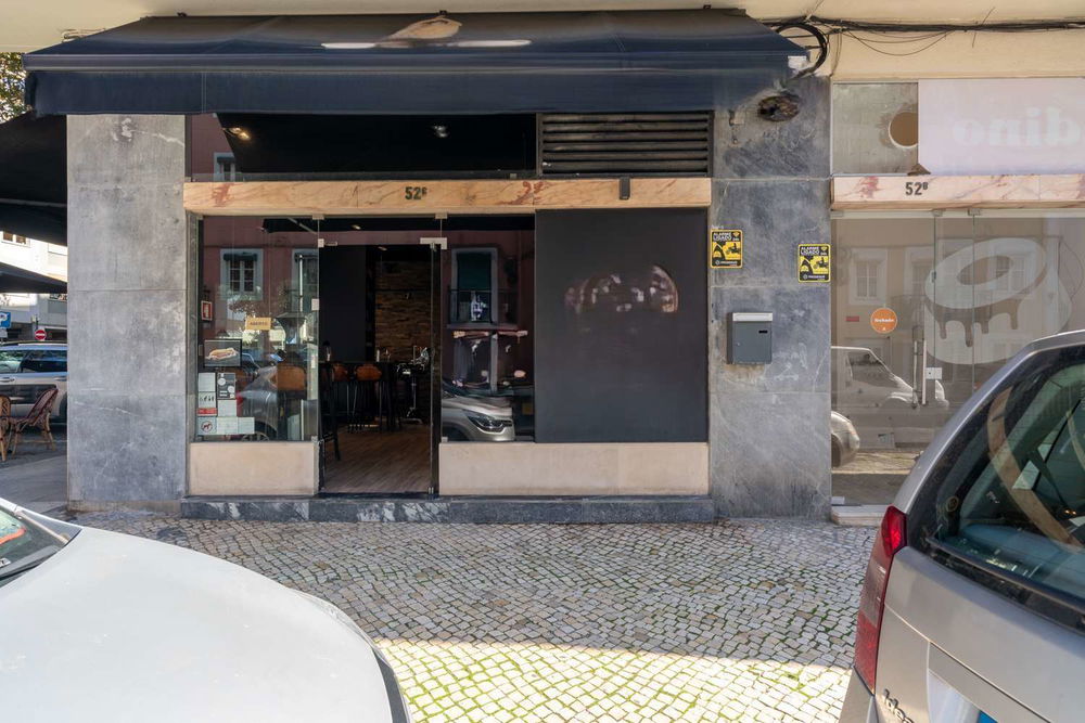 Store for sale in Lisbon 2370250042