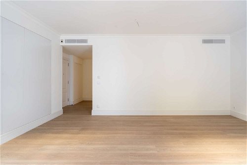 2 bedroom apartment, for sale in Estrela, Lisbon- Janelas Verdes 2590870291
