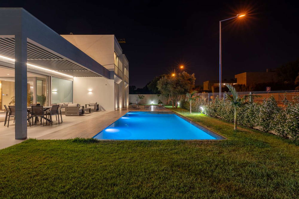 6 bedroom house with pool near Quinta da Marinha, Cascais 2701053653