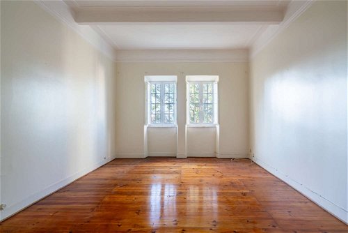 2-bedroom apartment in need of renovation, Estrela 2785212634