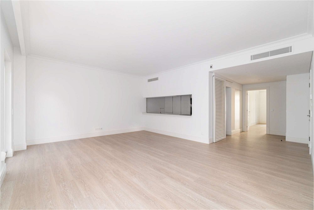 1 bedroom Apartment of 148 m2 for sale in Lisbon 2924847301