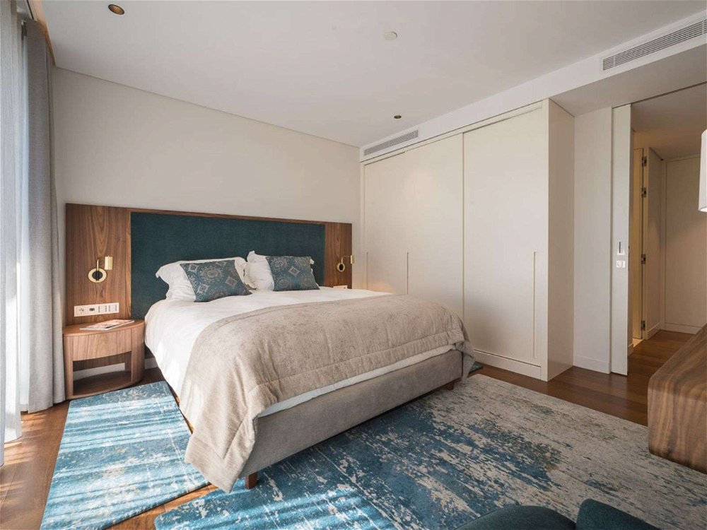 3 bedroom apartment with balcony located in Parque das Nações 3352548204