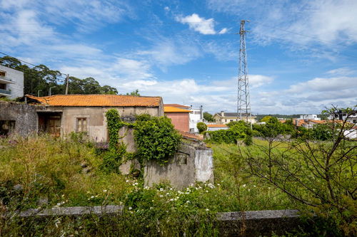 Land with planning permission approved in S. Félix da Marinha, Vila Nova de Gaia 3381937360