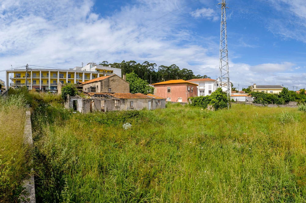 Land with planning permission approved in S. Félix da Marinha, Vila Nova de Gaia 3381937360