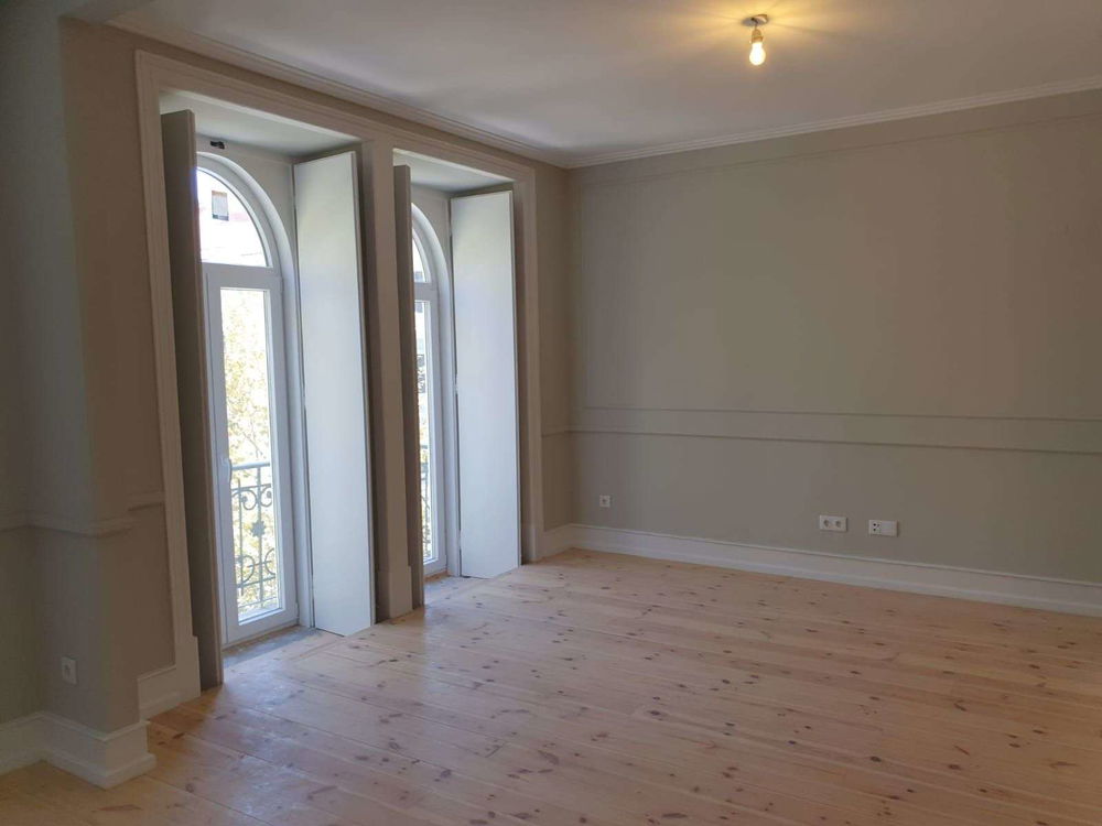 3-bedroom apartment with 190 sqm total area, for sale, in Avenidas Novas, Lisboa 3513944336