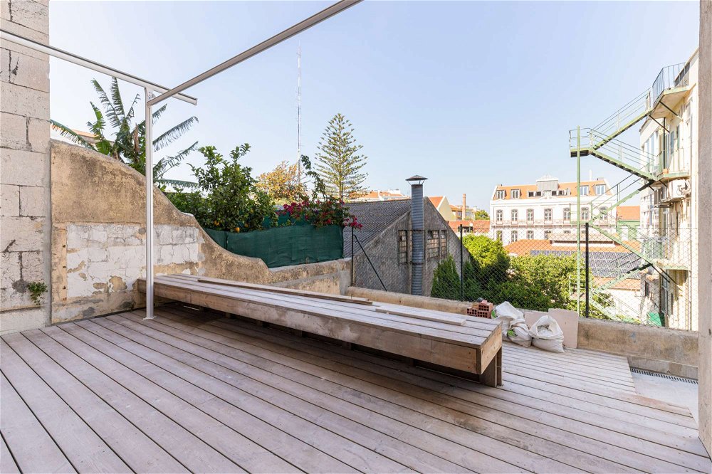 Renovated 3-bedroom apartment with patio in Graça, Lisbon 3555037300