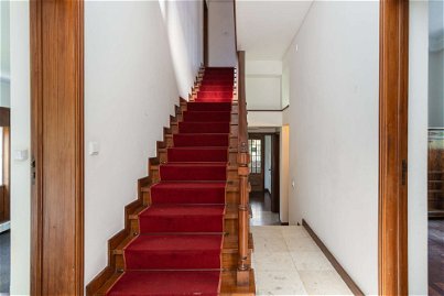 Six-bedroom triplex house with parking in the Hollywood neighbourhood, Porto 3658302862