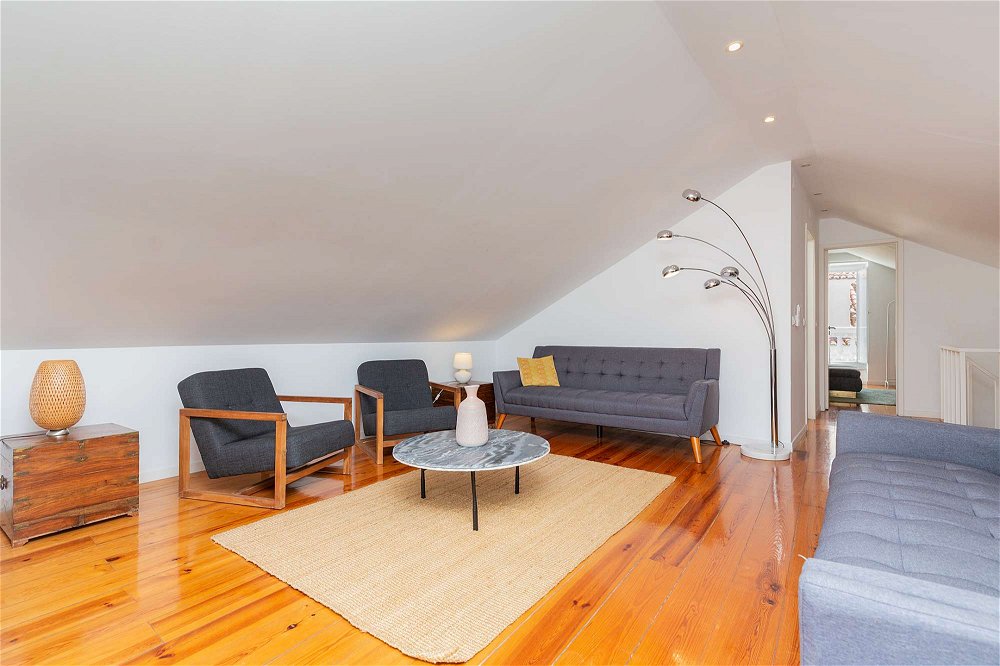 3-bedroom duplex apartment with terrace in Misericórdia, Lisbon 3878969655
