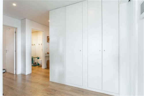 4-bedroom apartment in a private condominium in Porto 409801747