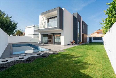 4-bedroom villa with garden and swimming pool in Birre, Cascais 4116797531