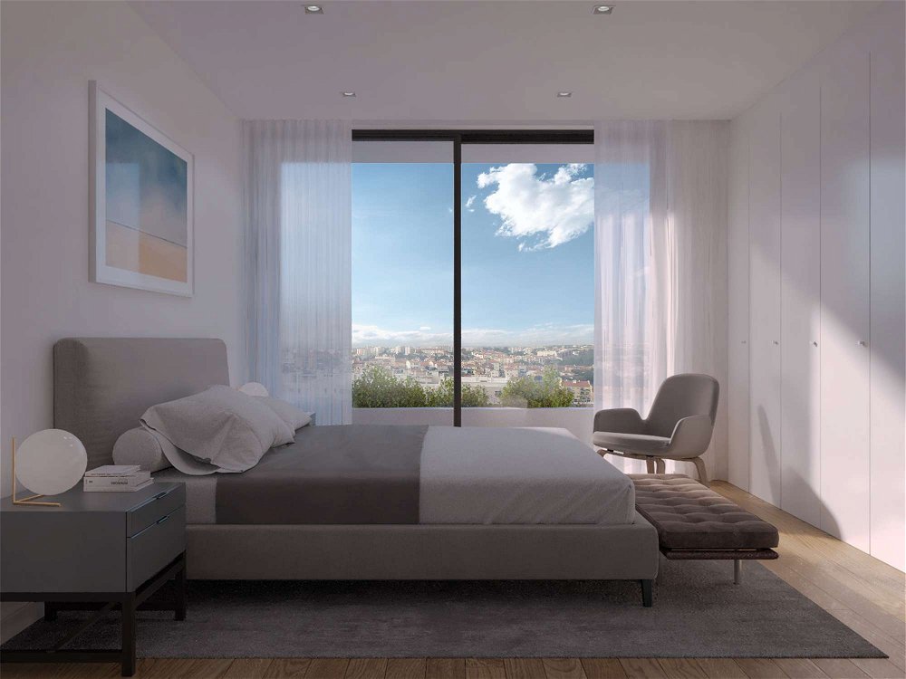 3+1 bedroom duplex apartment with garden, pool and parking in Estoril 43327142