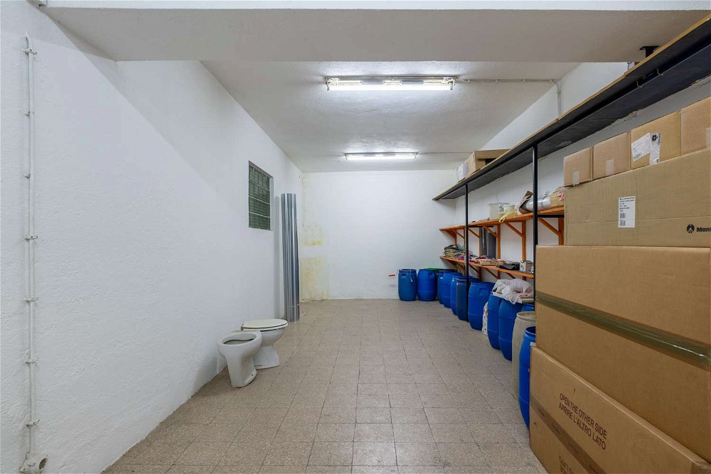 Warehouse wih 502 m2 in Campo de Ourique, Lisbon 498846442