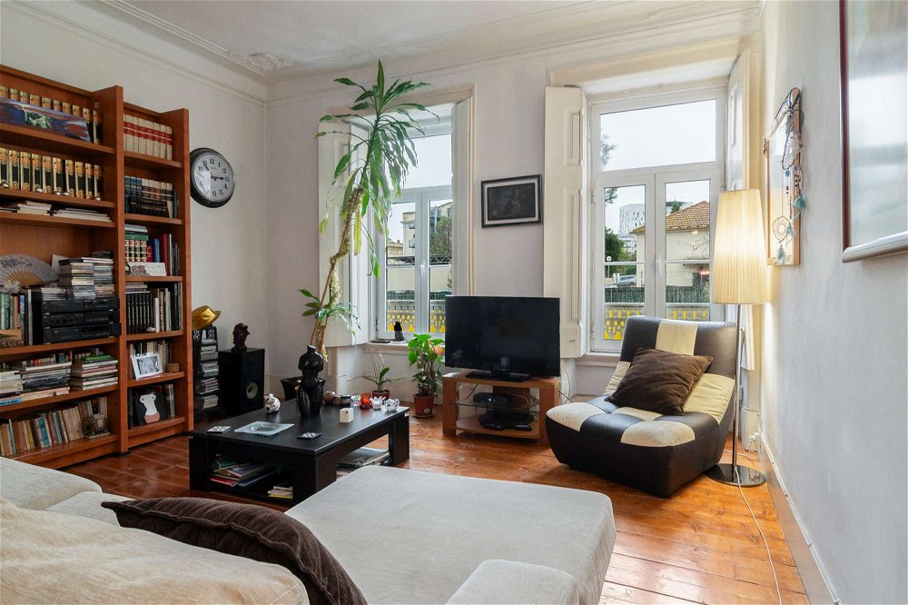 2+1-bedroom apartment with 88 sqm total area, for sale, in Arroios, Lisboa 509661015