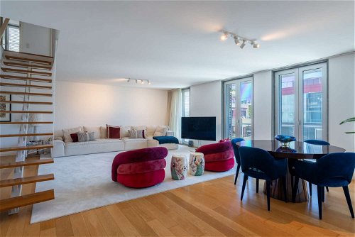 4-bedroom duplex apartment with sea view opposite Casino Estoril 571196972
