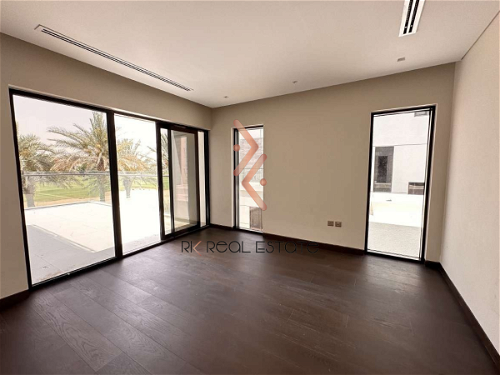 House for sale in Dubai, United Arab Emirates 3311409019