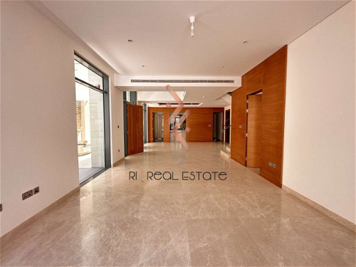 Luxurious Townhouse | W/ PVT Pool | Prime Location 3898006118