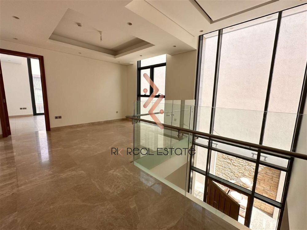 Luxurious Townhouse | W/ PVT Pool | Prime Location 3898006118